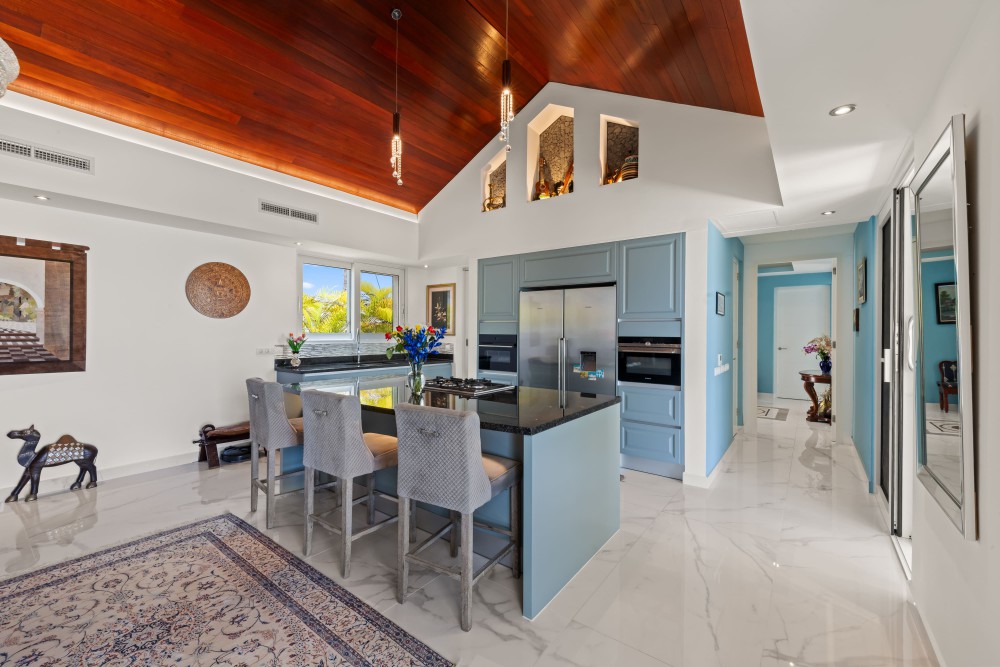 House in Blue Bay