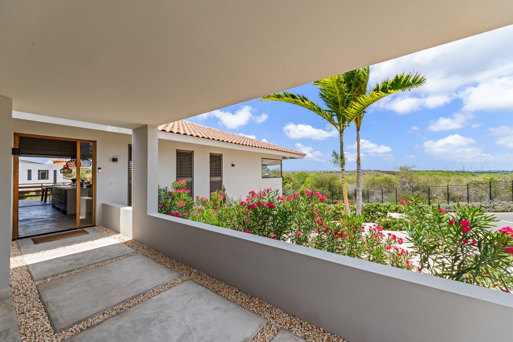 House in Blue Bay