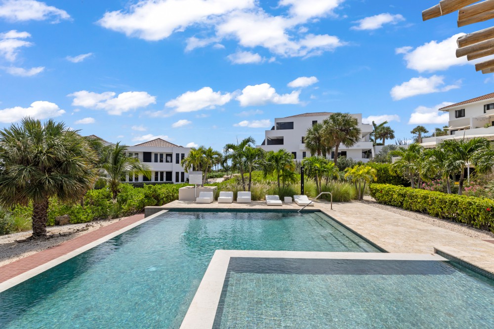Apartment in Blue Bay
