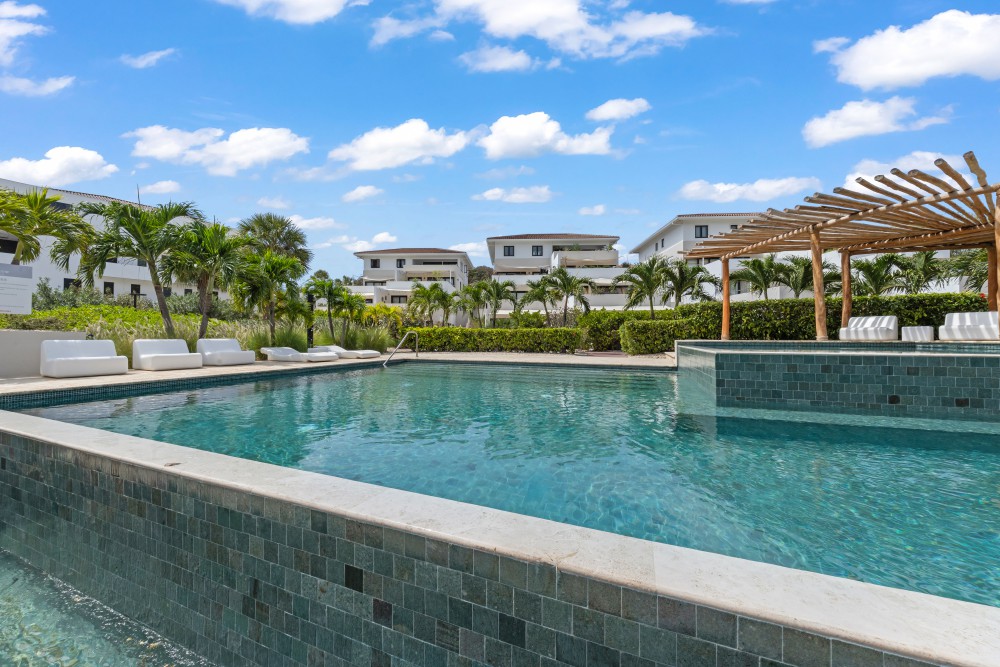 Apartment in Blue Bay