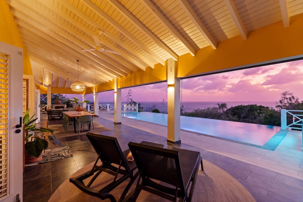 Villa in Blue Bay