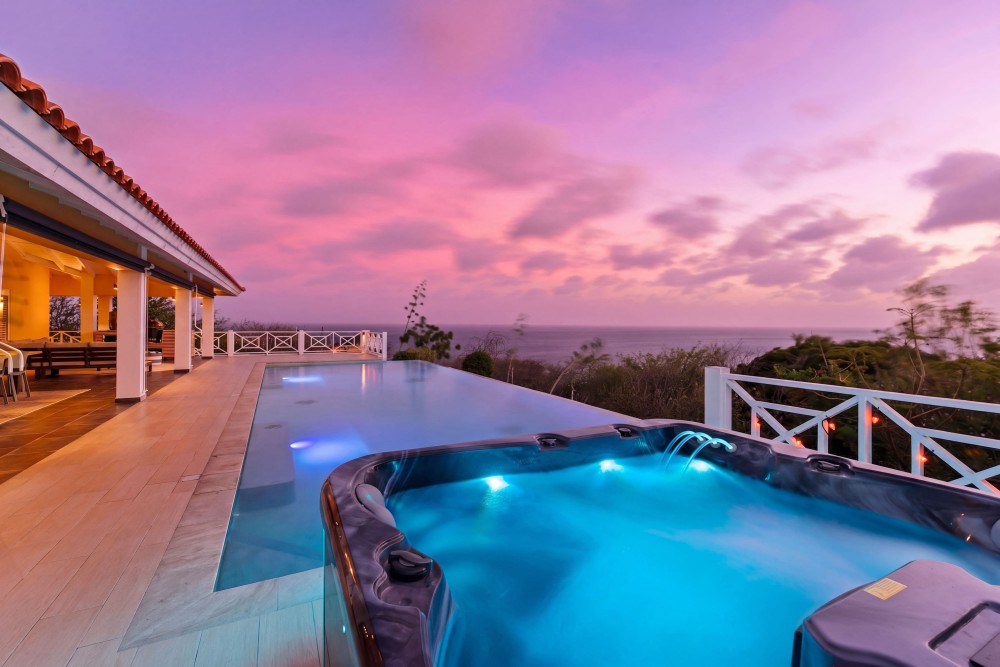 Villa in Blue Bay