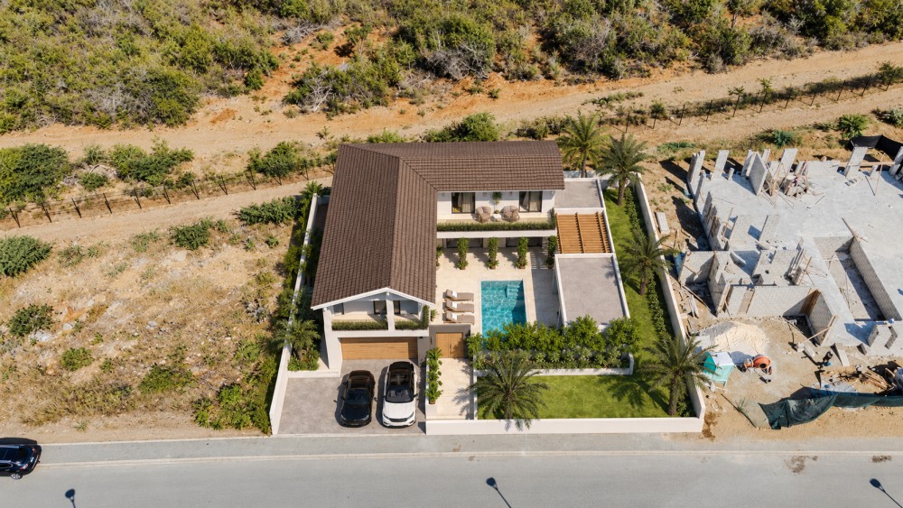 Villa in Blue Bay