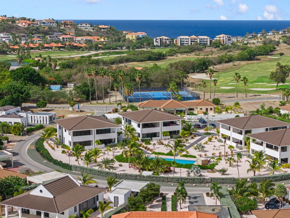 Apartment in Blue Bay