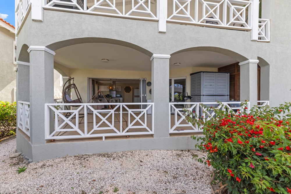 Apartment in Blue Bay