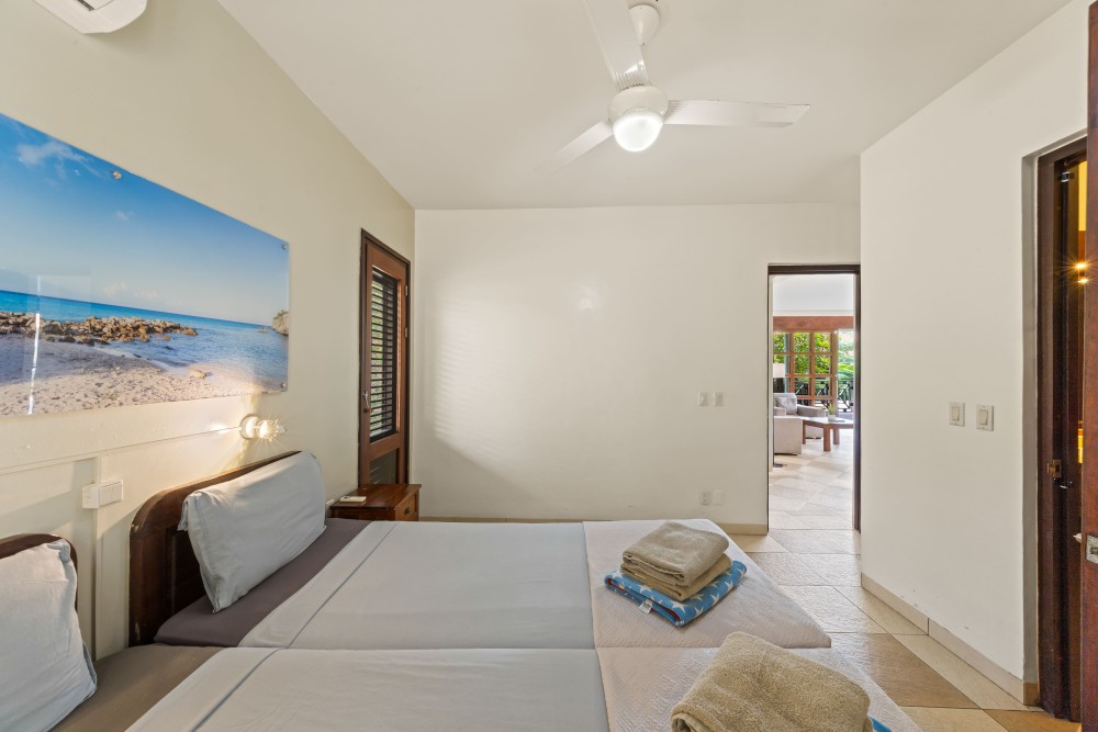 Apartment in Blue Bay