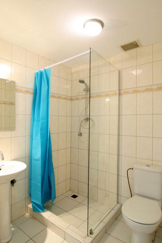 Property in Toni Kunchi