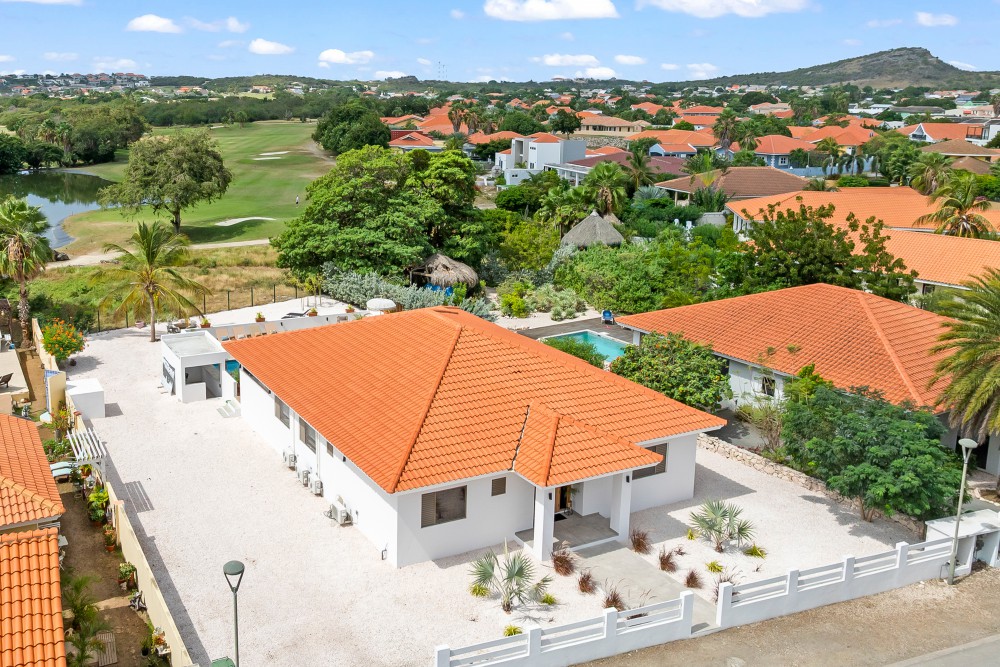 Villa in Blue Bay