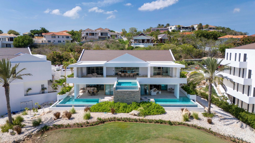 Apartment in Blue Bay