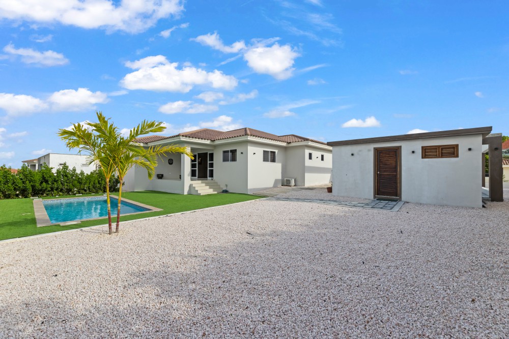 Villa in Blue Bay