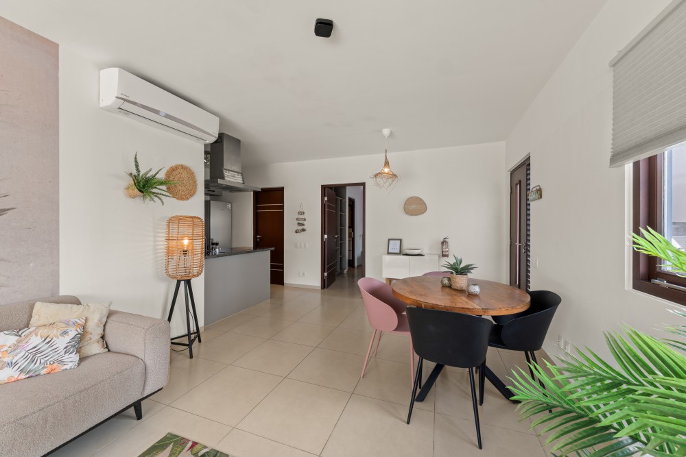 Apartment in Blue Bay