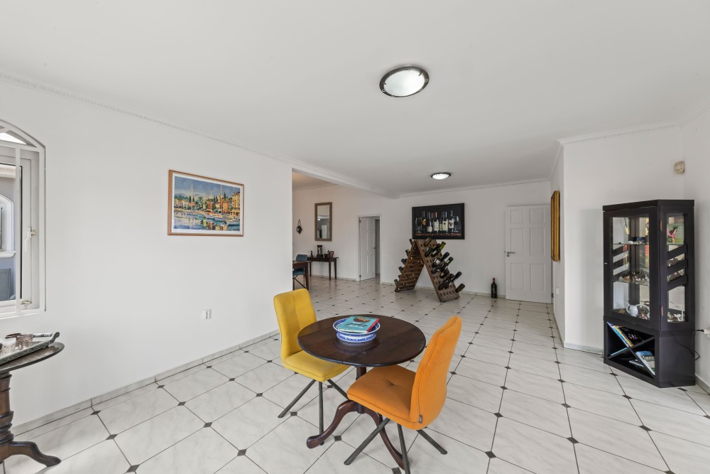 Villa in Girouette