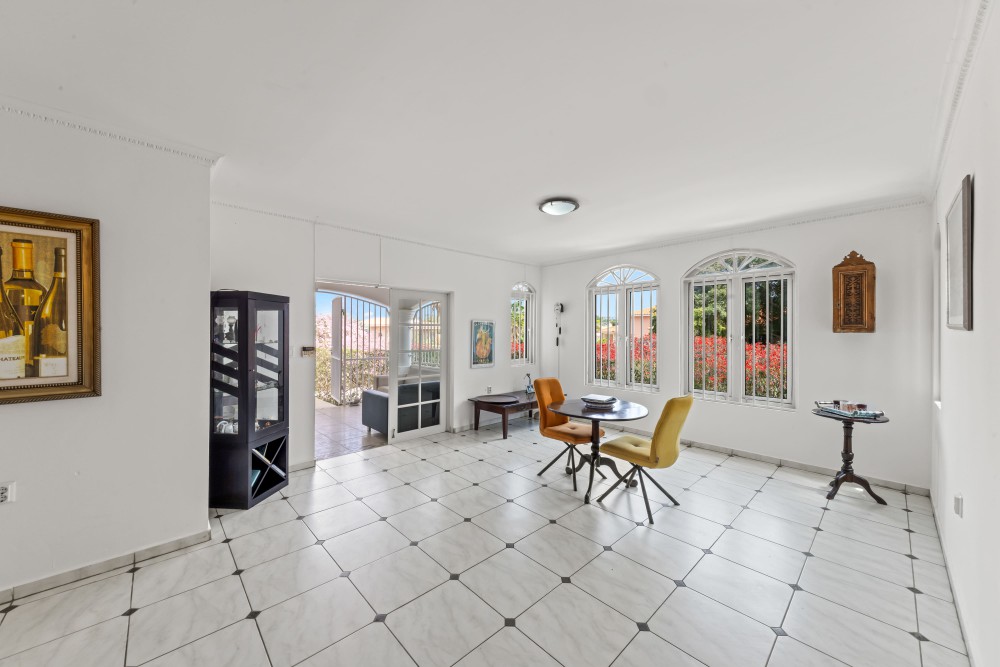Villa in Girouette
