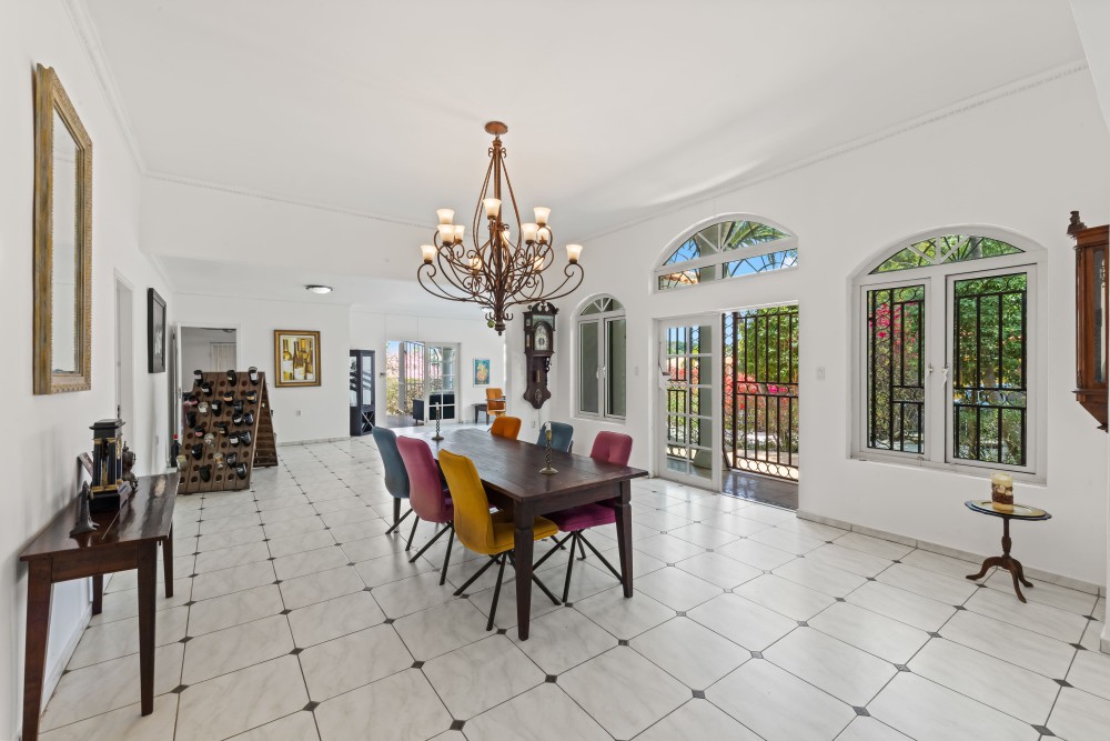 Villa in Girouette