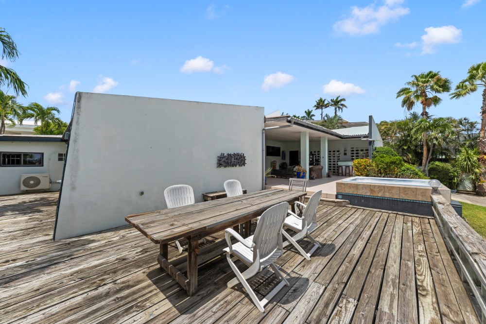 Property in Mahaai