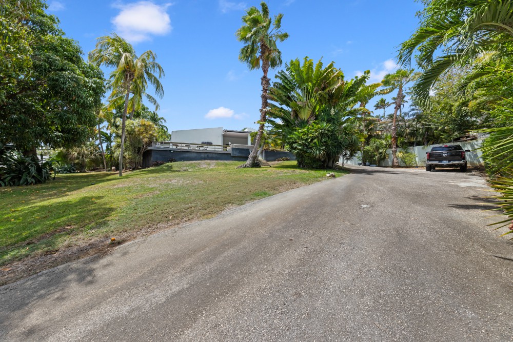 Property in Mahaai