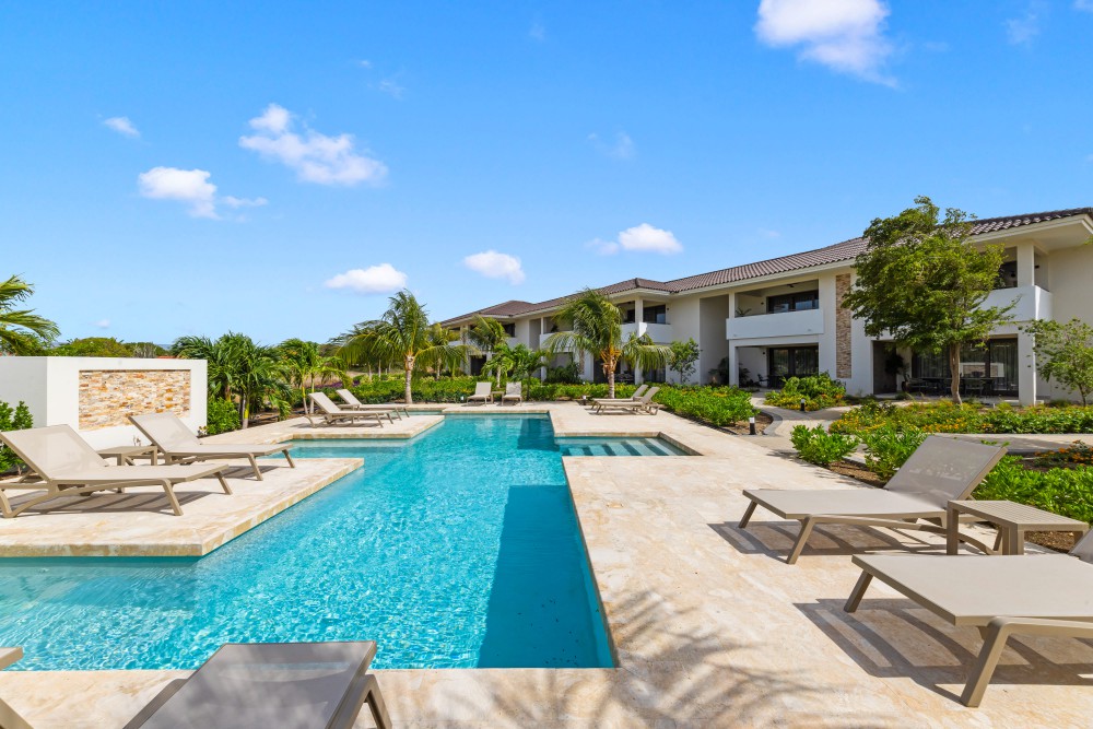 Apartment in Blue Bay