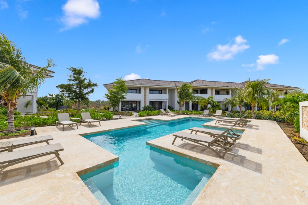 Apartment in Blue Bay