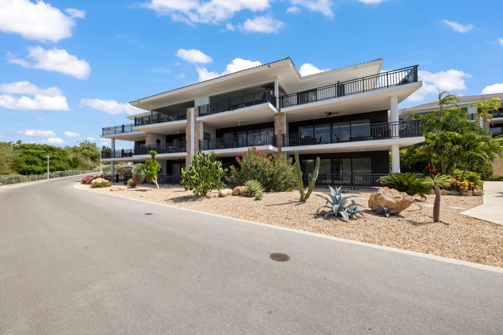 Apartment in Blue Bay