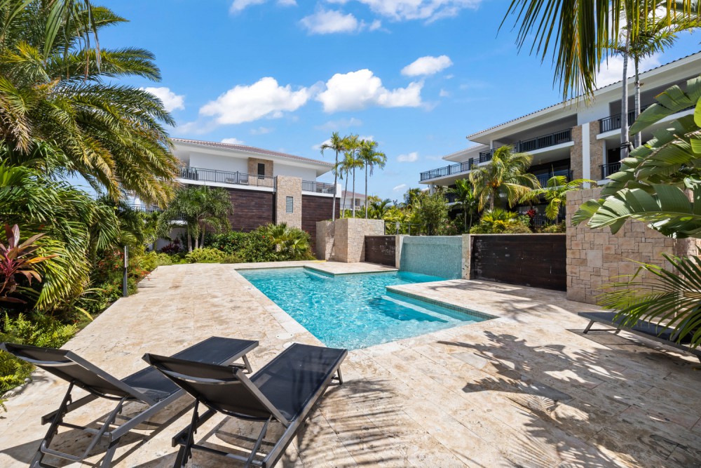 Apartment in Blue Bay