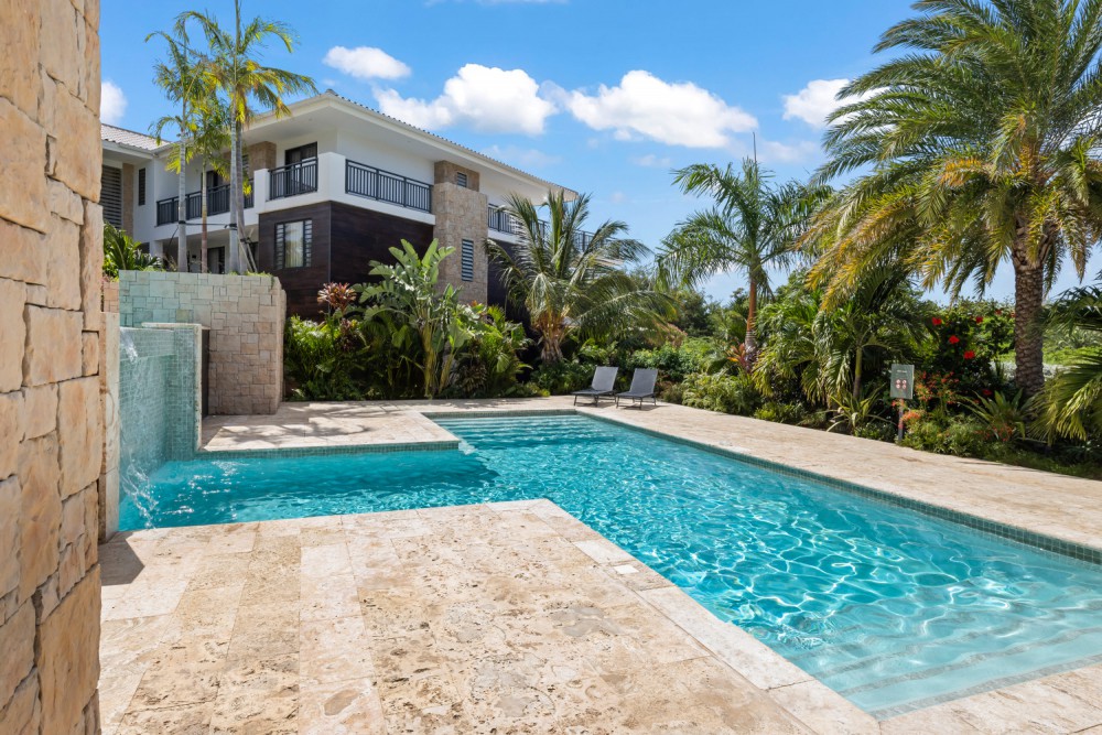 Apartment in Blue Bay
