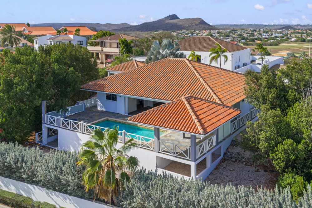 Villa in Blue Bay