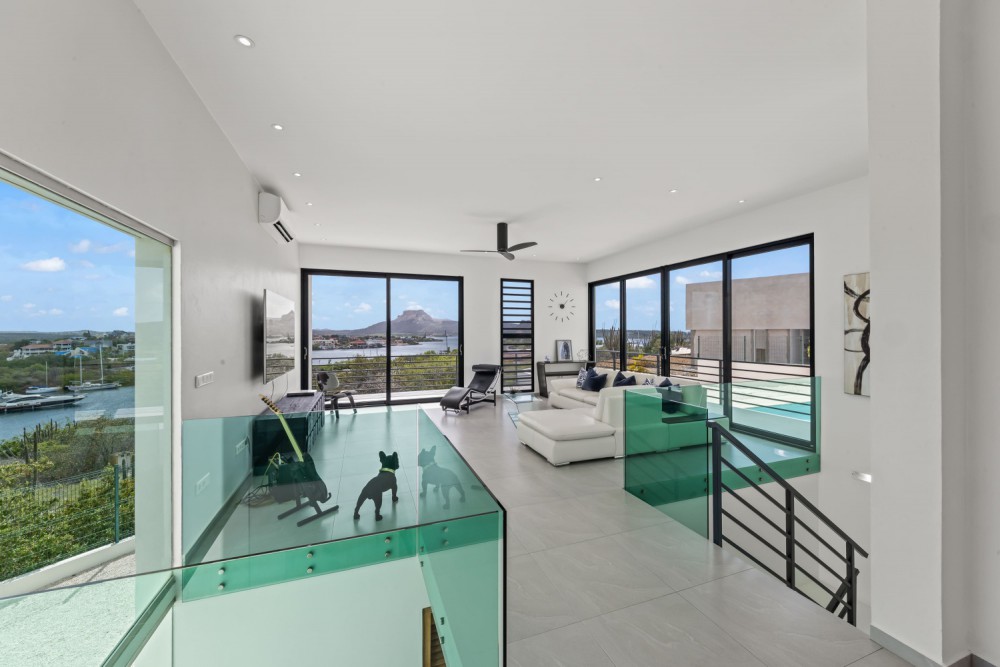 Villa in Spanish Water