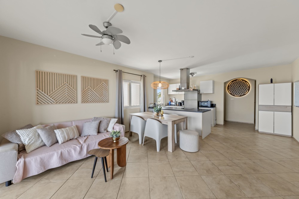 Apartment in Blue Bay