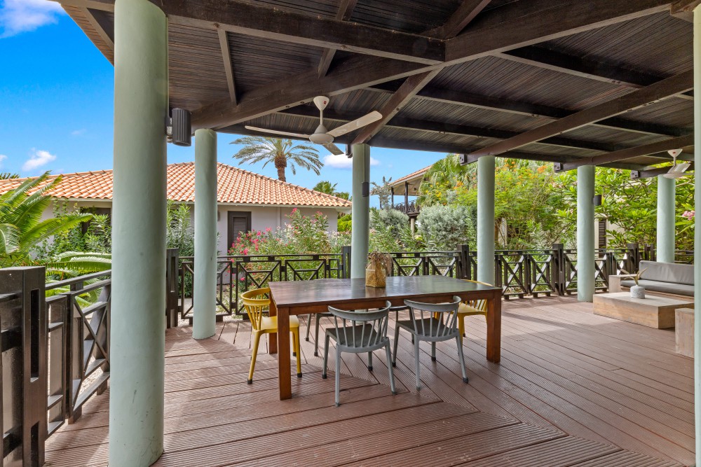 Apartment in Blue Bay