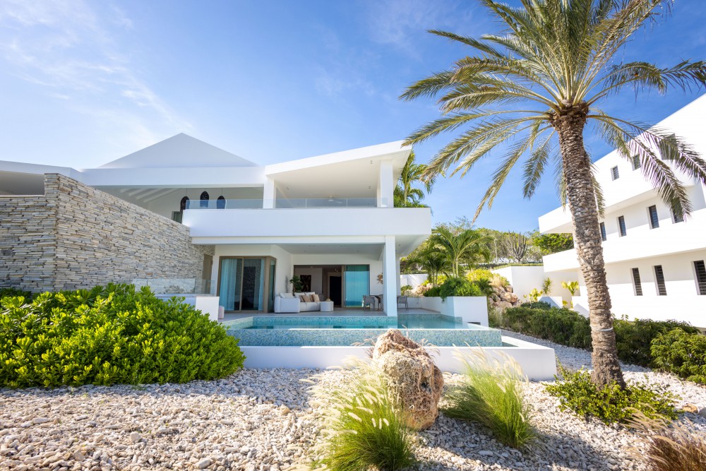 Apartment in Blue Bay