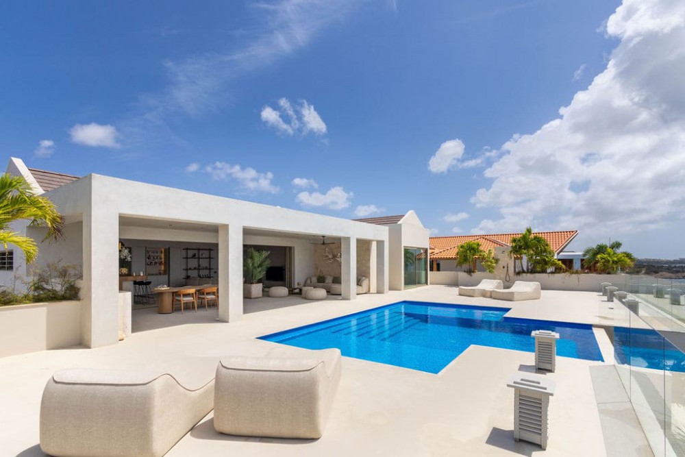 Villa in Blue Bay