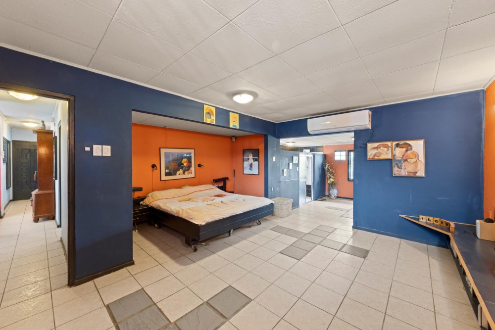 Property in Mahaai