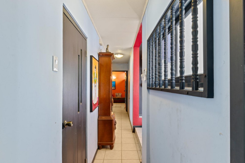 Property in Mahaai