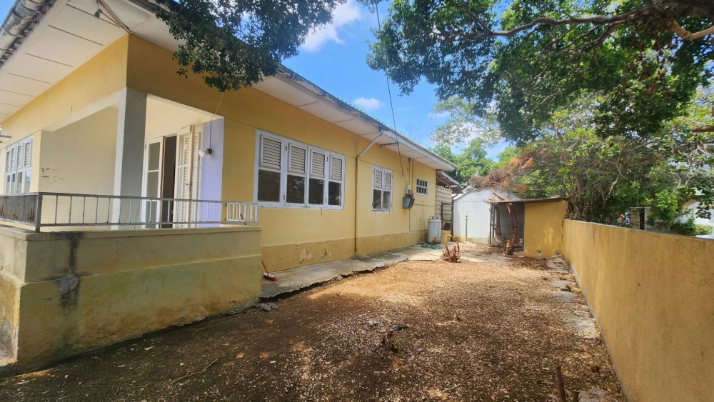 Property in Dominguito