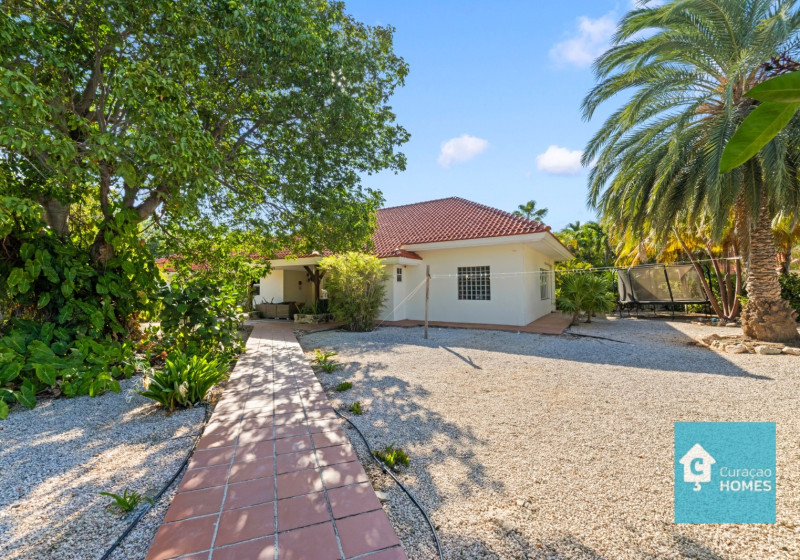 Property in Julianadorp