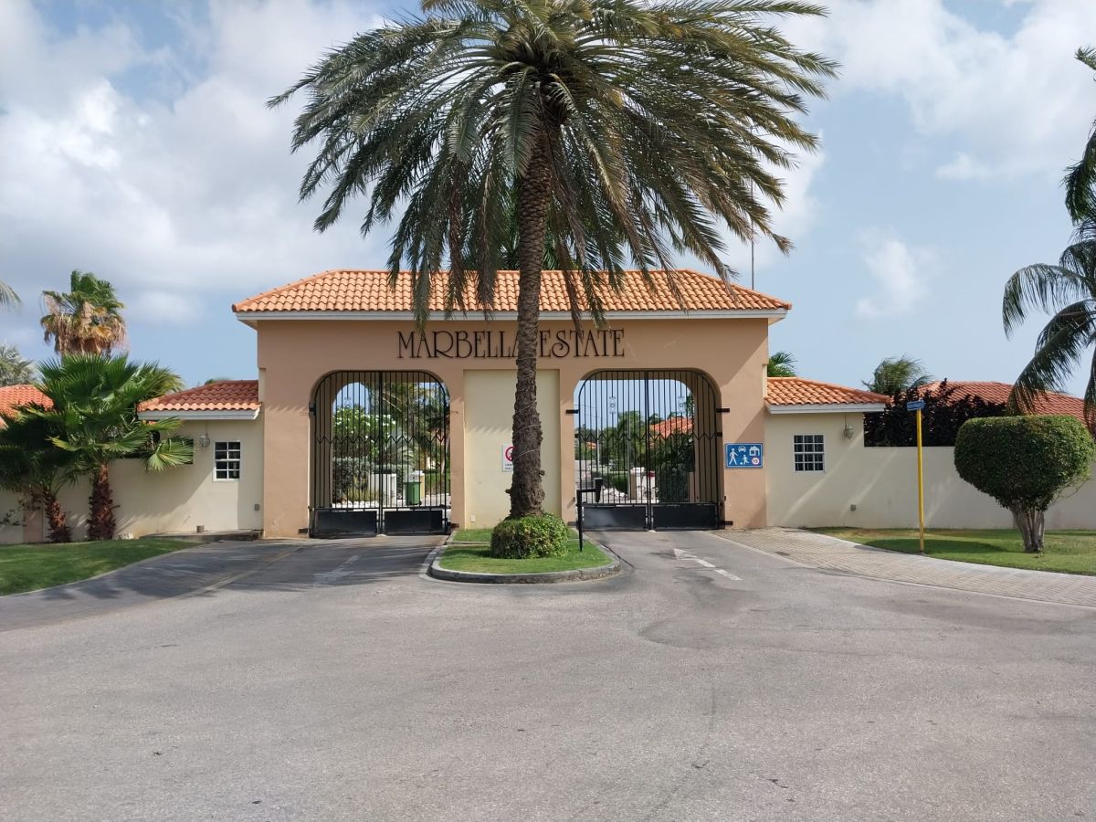 Apartment in Marbella Estate