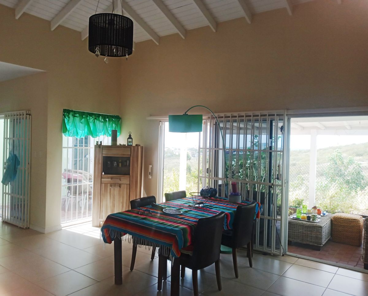 House in Montaña