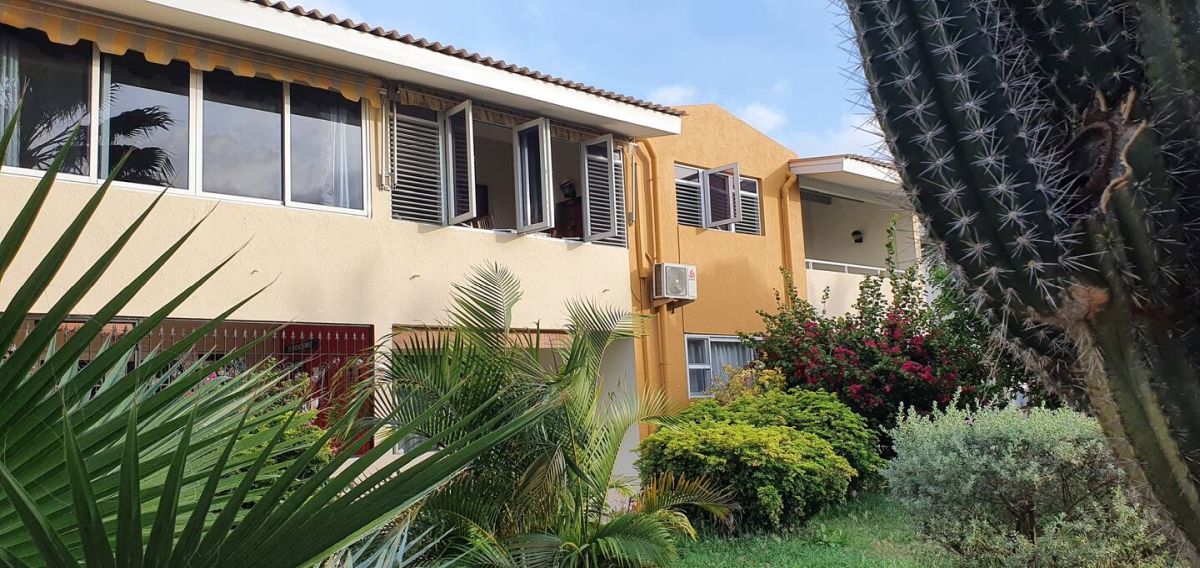 Apartment in Seru Coral