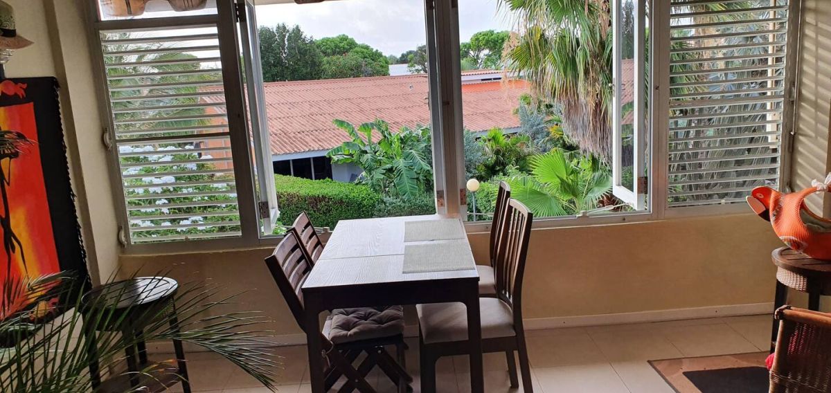 Apartment in Seru Coral