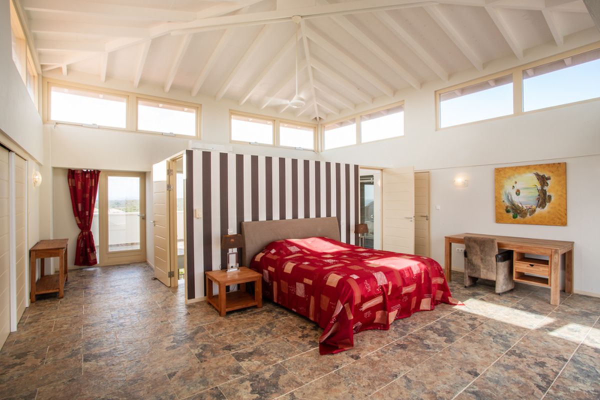 Villa in Coral Estate