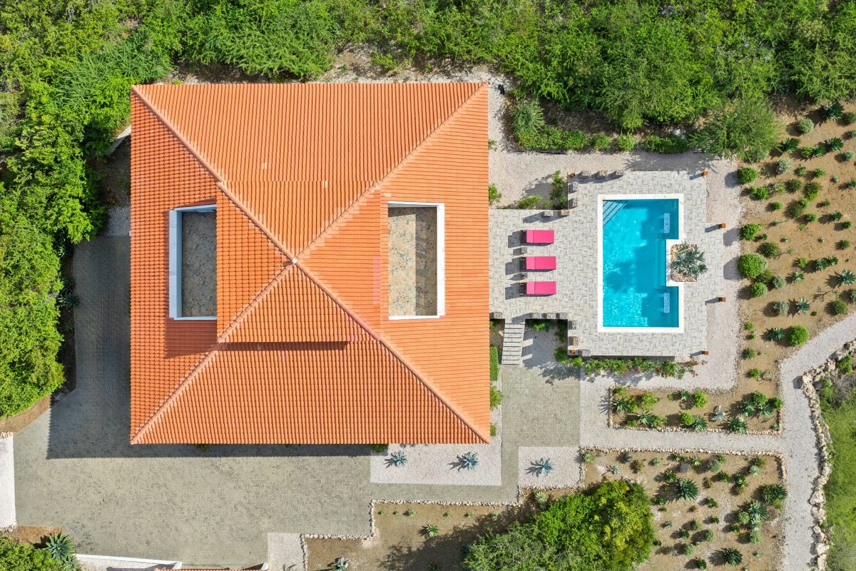 Villa in Coral Estate