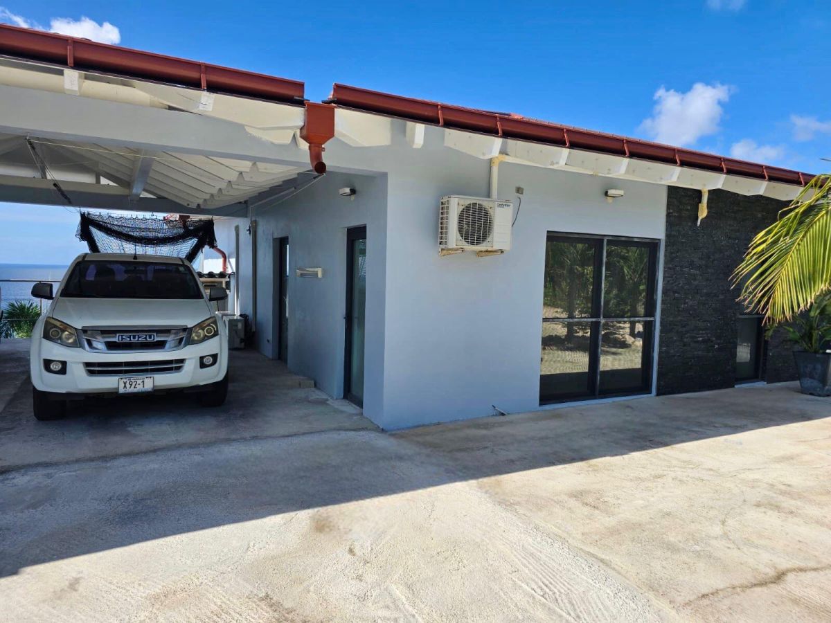 Villa in Coral Estate
