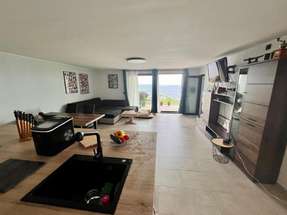 Villa in Coral Estate