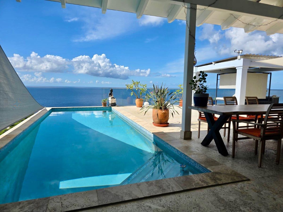 Villa in Coral Estate