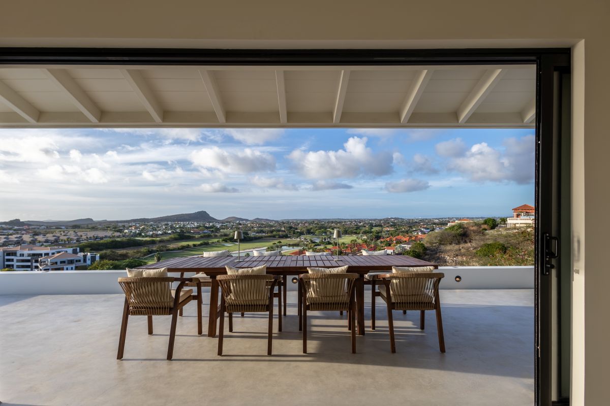 Villa in Blue Bay