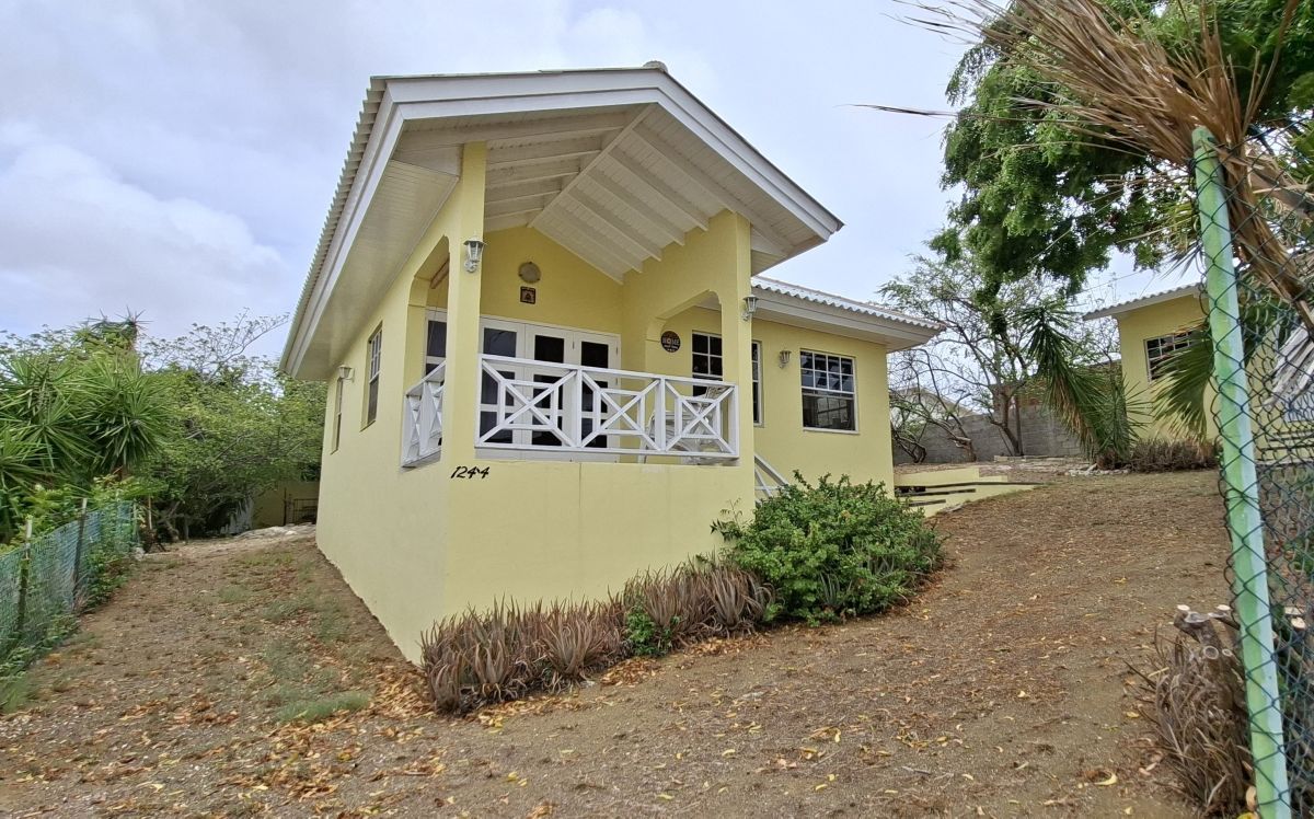 House in Seru Lora