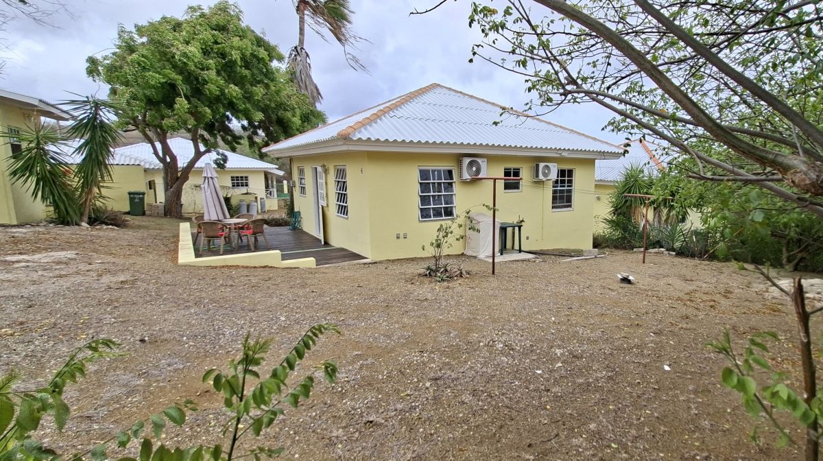 House in Seru Lora