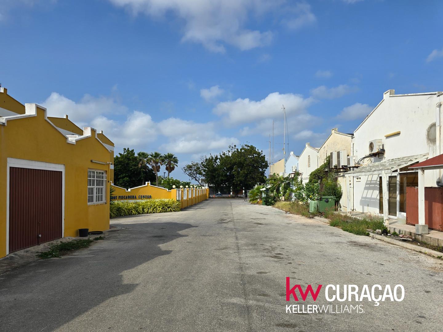 Commercial in Piscadera