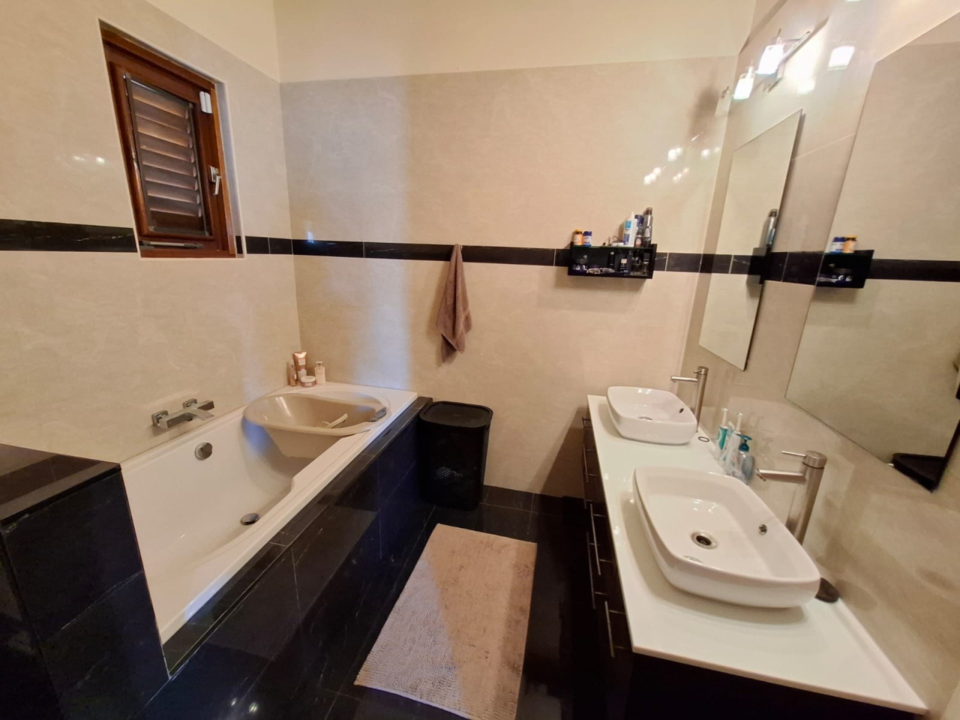 Property in Rust & Vrede