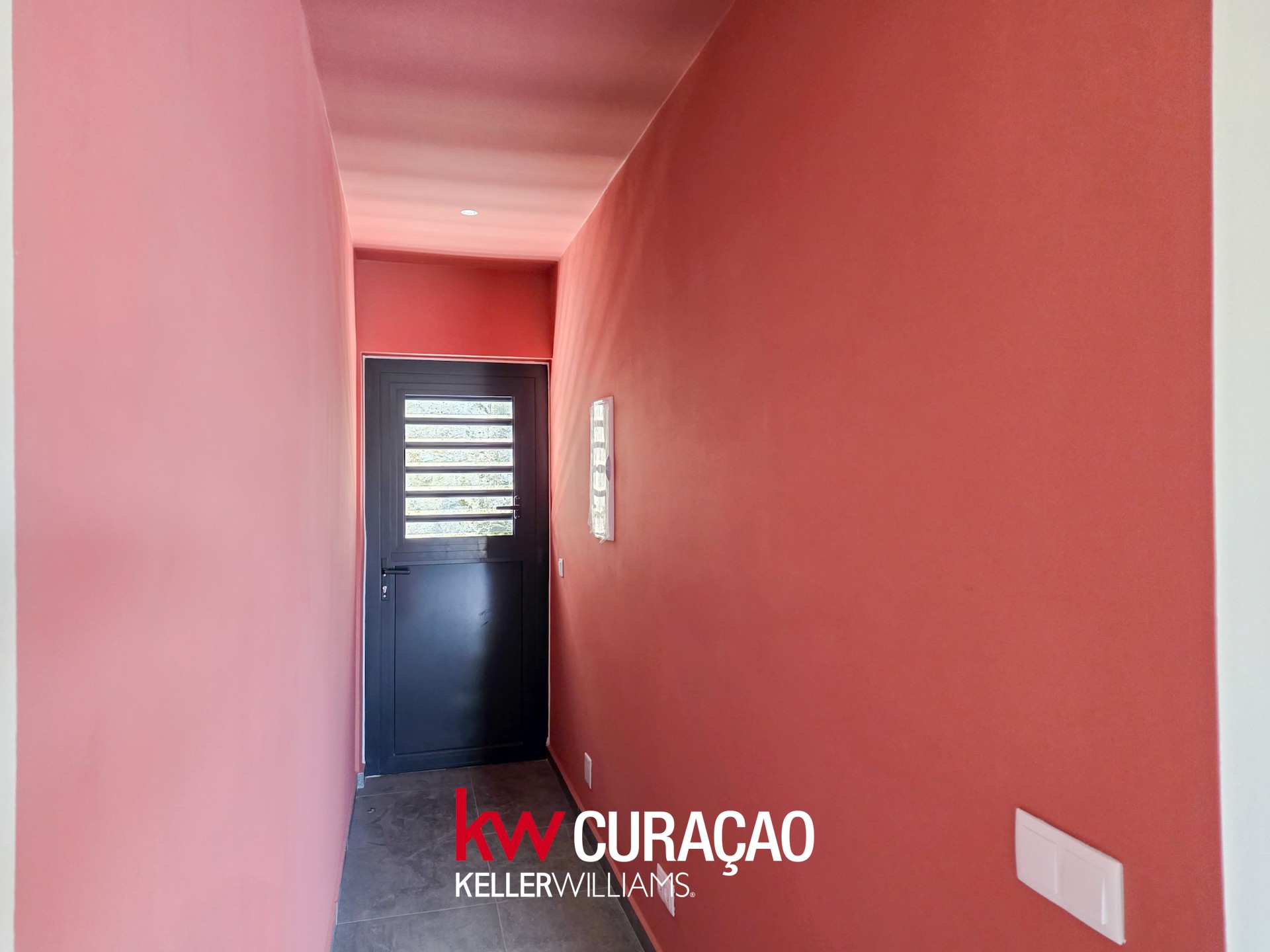 Apartment in Mambo Beach